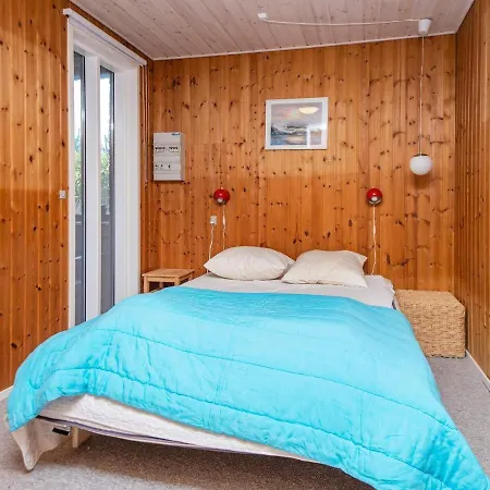 6 Person In N Rre Nebel Holiday home Lonne Hede