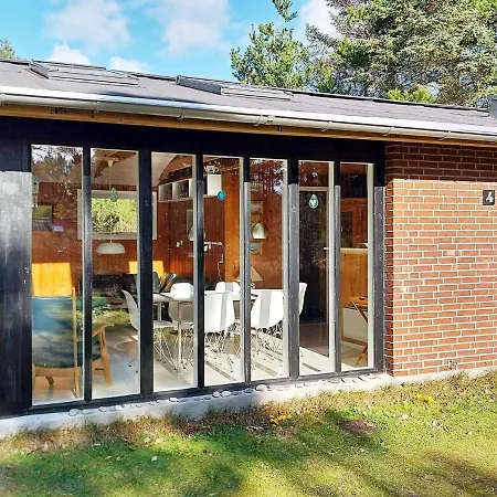 6 Person In N Rre Nebel Holiday home