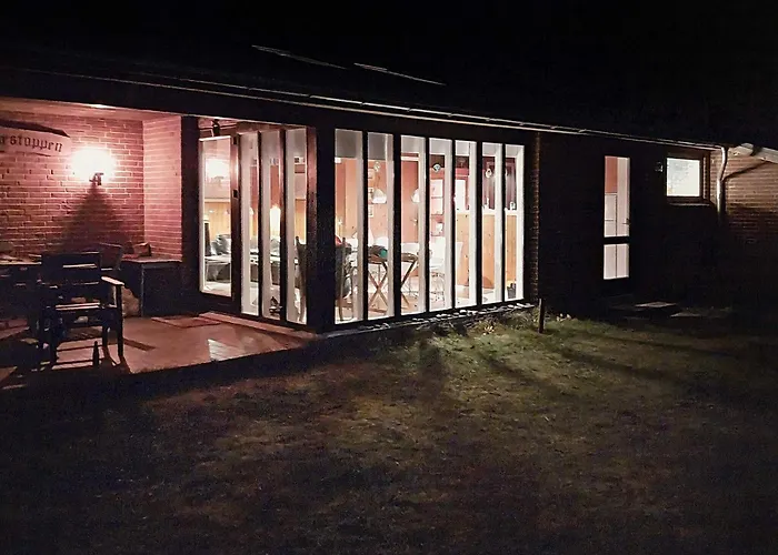 6 Person In Norre Nebel-by Traum *